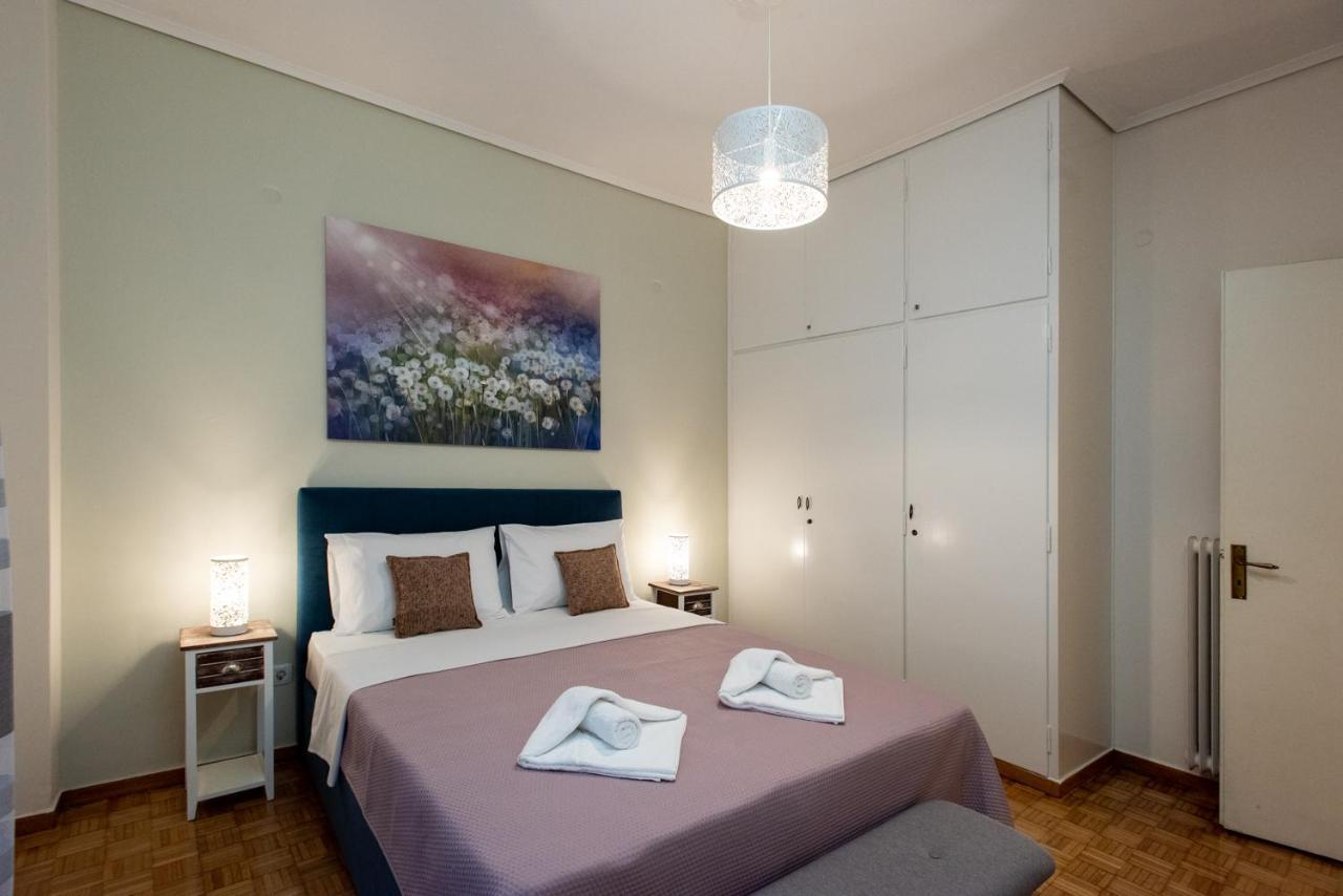 Blue Ark Gate To History Apartment Athens Luaran gambar